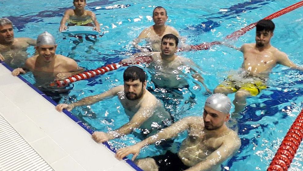 Görme Engelliler Yüzme Yarışmalarına  Hazırlanıyor
