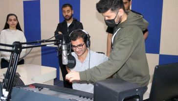 Radyo Kampüs'te  Aday Radyoculara Eğitim