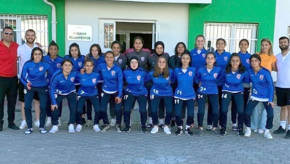 Kadınlar Futbol Play-Off'da Malatya Ekibi Galip