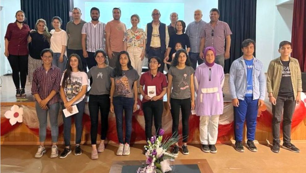 Yazar Yılmaz, Arguvan'da Öğrencilerle Buluştu