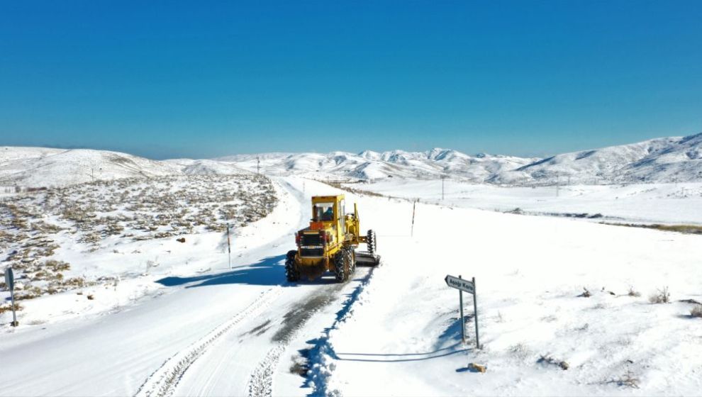 Kardan Kapanan Mahalle Yolları Ulaşıma Açıldı