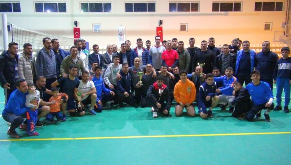 Doğanşehir'de Voleybol Turnuvası Düzenlendi