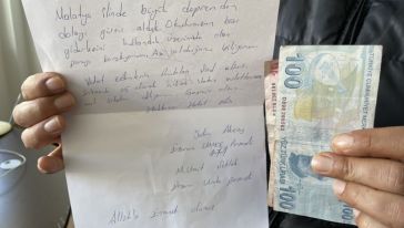 "Malatya'da Görev Aldık" Yazıp, Para Bıraktılar
