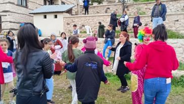 Arapgir'de Depremzede Çocuklar İçin 23 Nisan Etkinliği