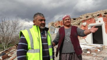 "Depremde Evimiz Yıkıldı, Yenisi İçin Umudumuz Kayısı"