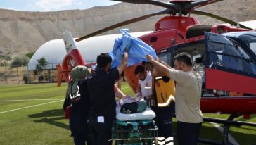 Yeni Doğan Hasta Bebek Helikopterle Malatya'ya Gönderildi