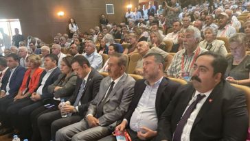 CHP İl Kongresinde Eleştirilen Ağbaba, Özür Diledi..