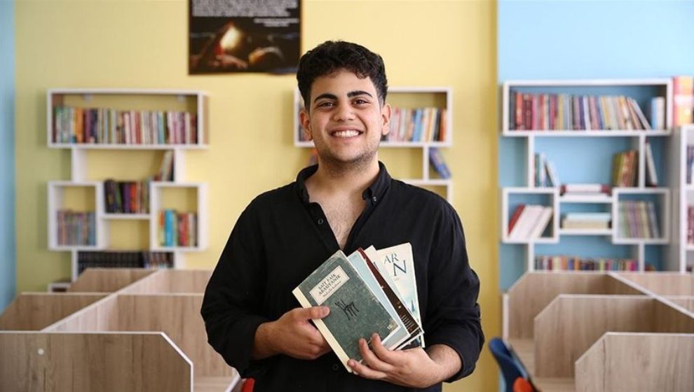 Malatya ve Bingöl'deki İki Okula Kütüphane Kurdu