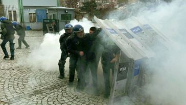 Çevik Kuvvet Polisleri İlçede Tatbikat Yaptırdı