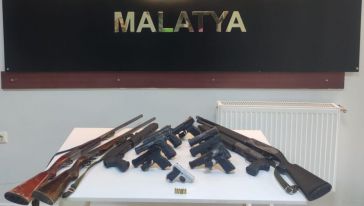 Malatya'da Kafes-18 Operasyonu.. 15 Silah Ele Geçti, 13 Gözaltı..