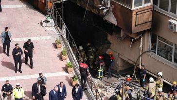 İstanbul'da  Eğlence Merkezi Tadilatında Yangın.. 29 Kişi Öldü