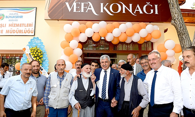 Malatya Haberleri: Vefa Konağına yaşlılardan ilgi Malatya Haberleri: Vefa Konağına yaşlılardan ilgi