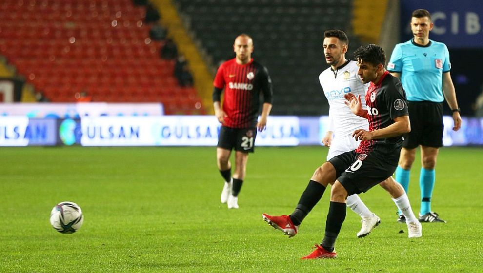 Gaziantep'teki Yarım Devrelik Maçtan 1 Puan Çıktı: 0-0