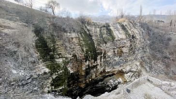 HES'çiler Tortum Şelalesi'nin Can Suyunu Kestiler