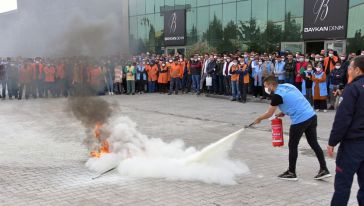 İtfaiyeden OSB'de Yangın Söndürme Eğitimleri