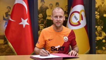 YMS'den Ayrılan Semih Galatasaray'a İmza Attı