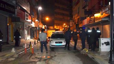 Gece Yarısı Silahlı Kavga.. 1 Yaralı