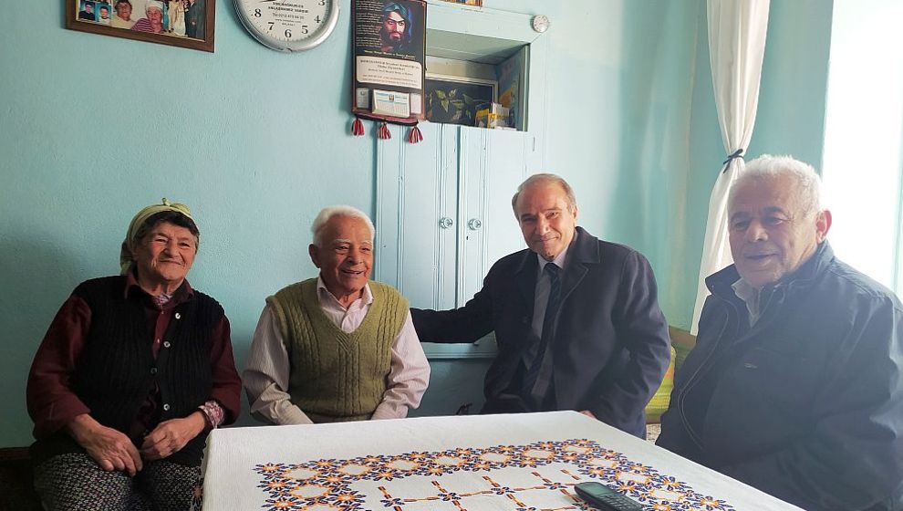 Kızıldaş'dan Yaşlılara Evlerinde Ziyaret