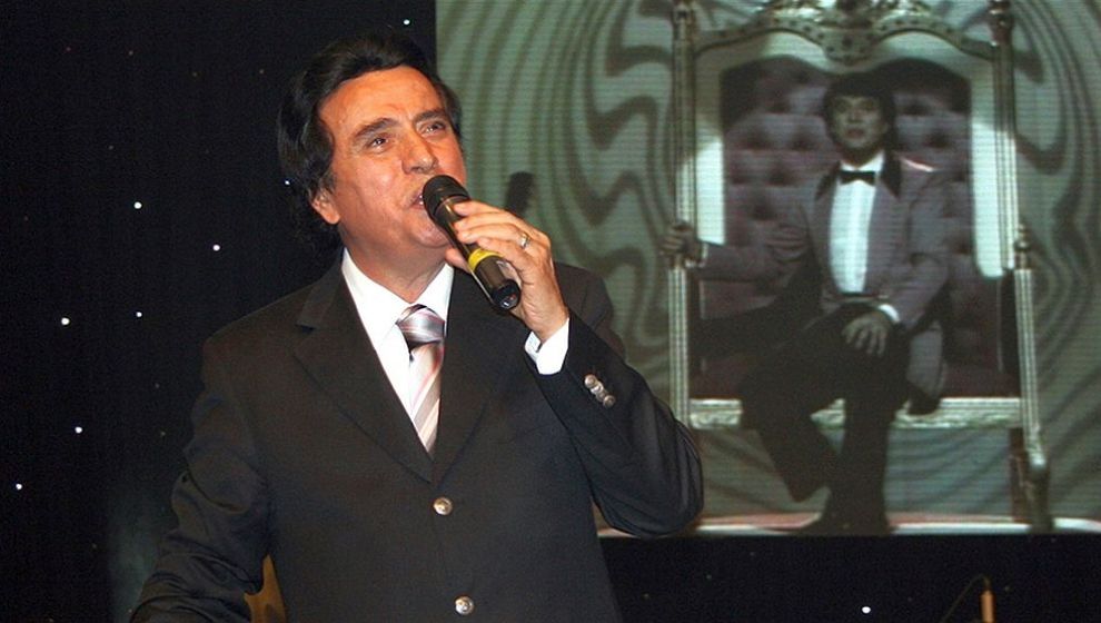 Türk Pop Müziğinin Öncü İsmi: Erol Büyükburç