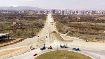 Bağlantı Yolunda Üst Yapı Çalışmalarına Başlandı