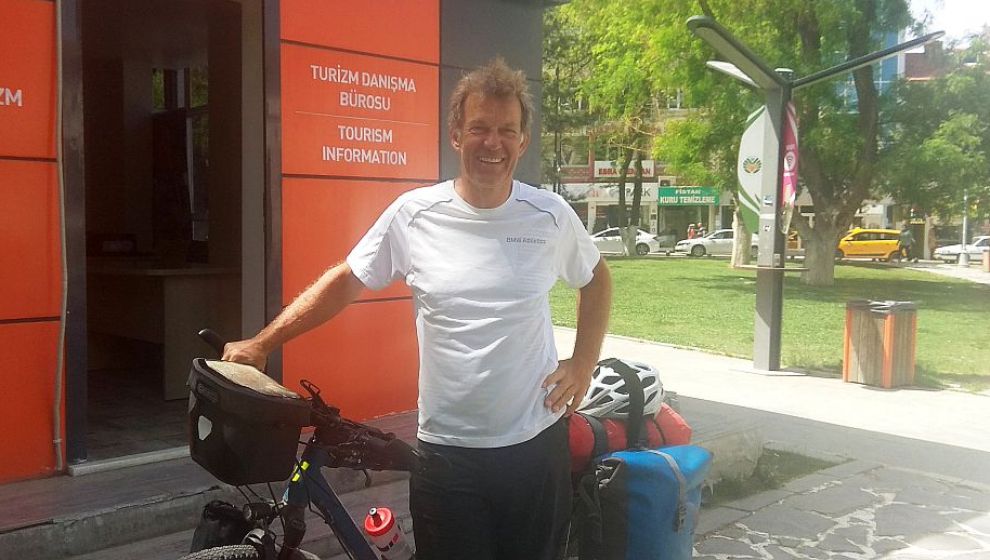 Bisikletle Seyahate Çıkan Alman Turist Malatya'da