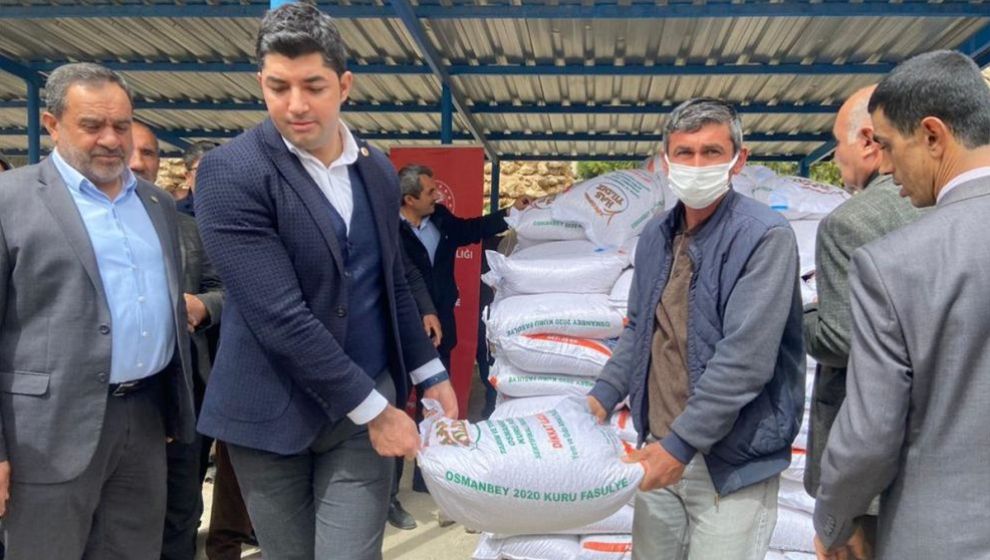 Doğanşehir'de Üreticilere 9 Ton Fasulye Tohumu