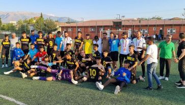 Rakibinin 8 Kişi Kaldığı Finalde Adana Galip