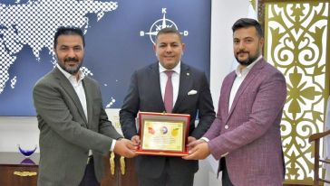 Malatya TSO'dan İlk 1000'e Giren Firmaya Plaket