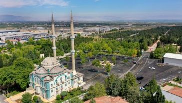 "Mezarlık Yollarımız Hem Eskimiş, Hem Yıpranmıştı"