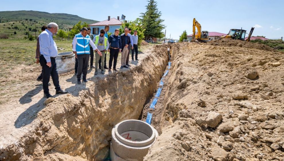 Kepez'e Kanalizasyon Şebekesi Yapılıyor