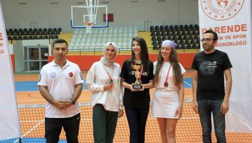 Darende'de Tenis Turnuvası Düzenlendi