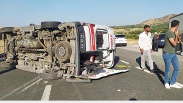 Malatya'dan Dönmekte Olan Ambulans Kaza Yaptı