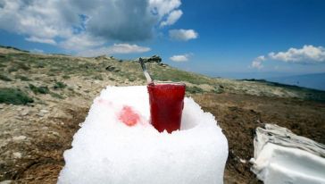 Sıcaktan Bunalanlara Dağdan Gelen Lezzet: Kar Helvası