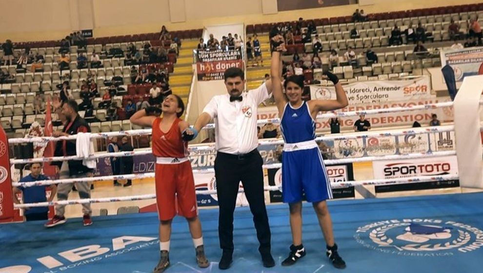 Malatyalı Boksör Ayla Fırat Türkiye Şampiyonu