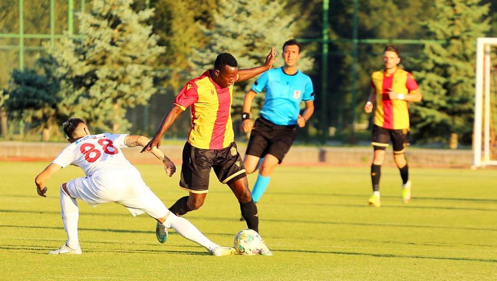 YMS, Hazırlık Maçında Kayserispor'la Oynadı