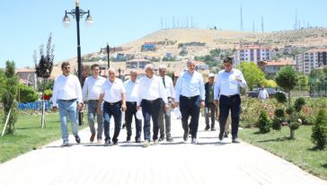 "Mahallemiz Çok Güzel, Tabi ki İktidardan Kaynaklanıyor"!.