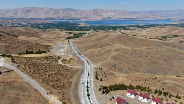 "Sıkıştırılmış Beton Yol Çalışmasını Bitirdik"