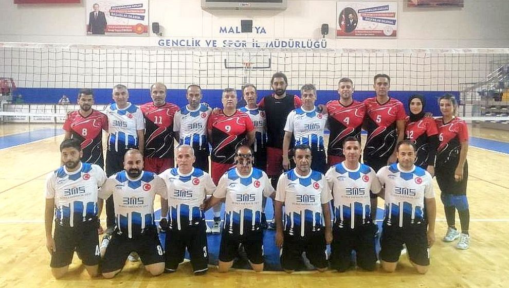 Kurumlar Arası Voleybol Şampiyonu Eğitimciler