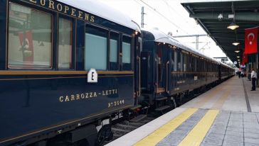 Tarihi Orient Express Treni Paris'ten İstanbul'a Geldi