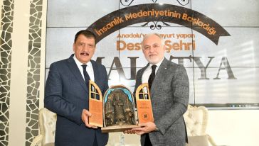 1 Milyarlık Yatırım Yapılacak, Kısa Sürede 1000 Kişi İstihdam Edilecek