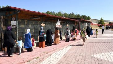 Dünya Hayvanları Koruma Gününde Barınakta Program