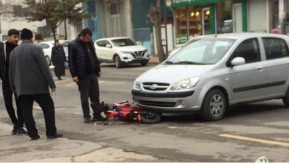 Otomobilin Çarptığı Bisikletli Yaralandı