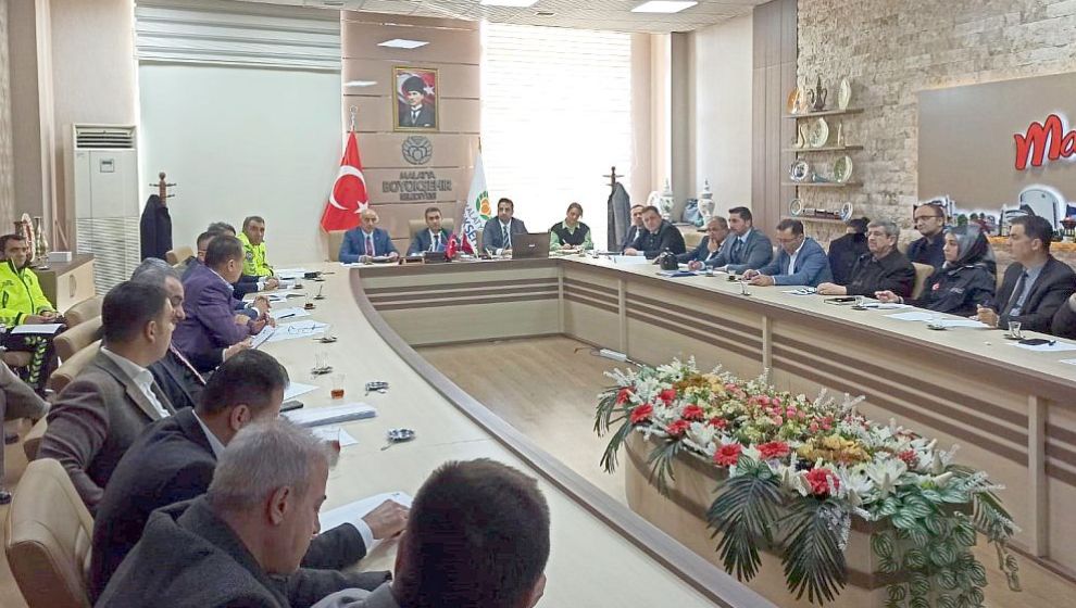 Gürkan Yönetimi Trambüs Projesini Yaygınlaştırmayı Seçti!