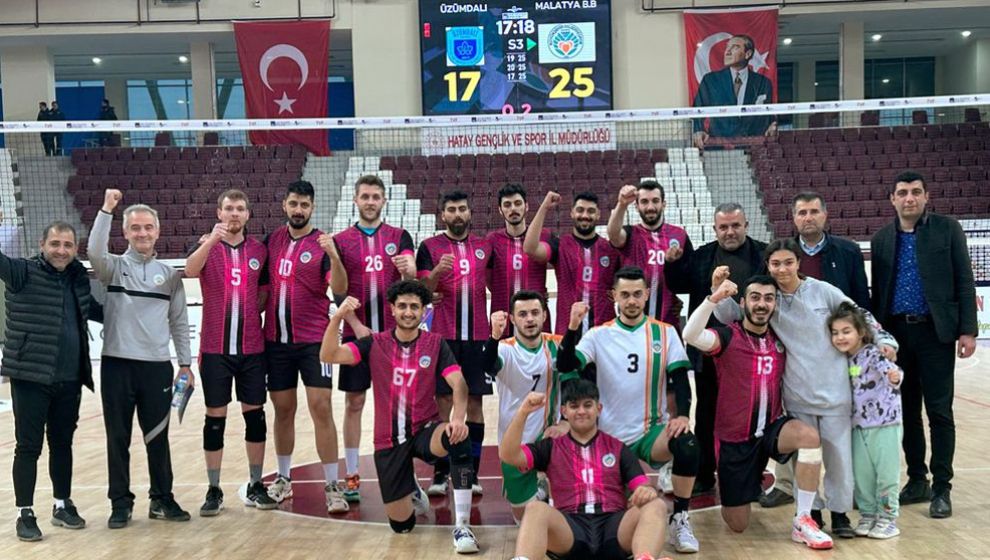 MBB Voleybol Takımı Hatay'dan Galibiyetle Döndü