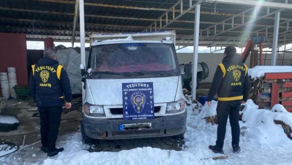 Yakalanan 3 Hırsızlık Şüphelisinden 2'si Tutuklandı