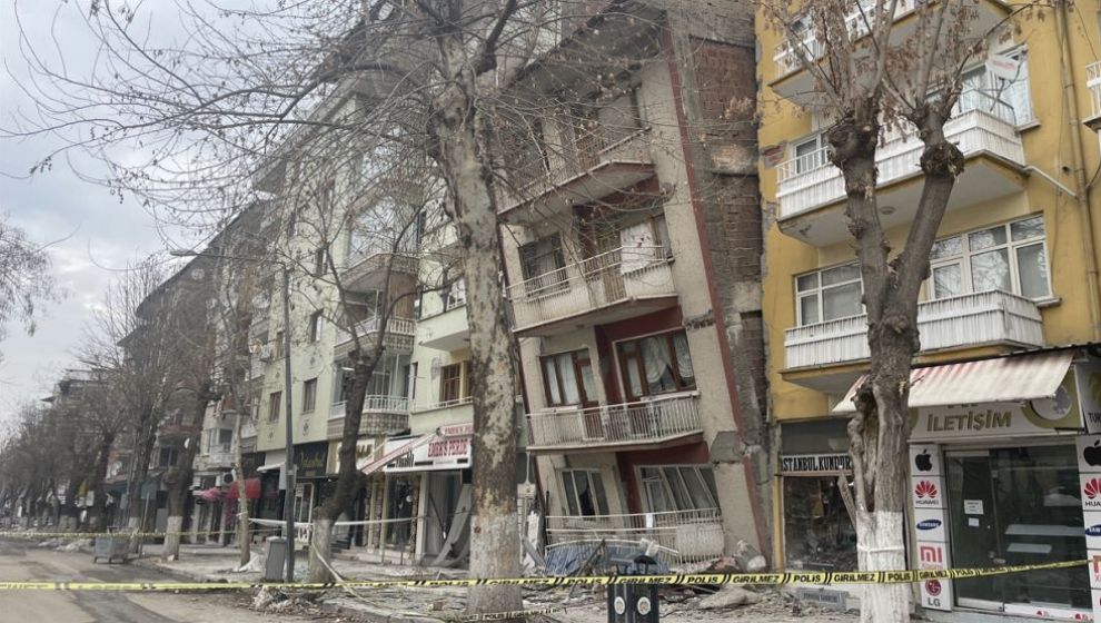 'Çırmıhtı'  Merkezli 4,7'lik Deprem Korkuttu