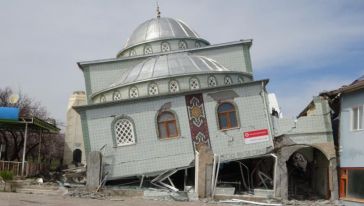 "Cami Yüzde 90 Sağlamdı Ama Yıkıldı!"