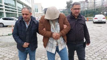 Malatya'dan Giden Depremzedenin Bileziklerini Çaldı