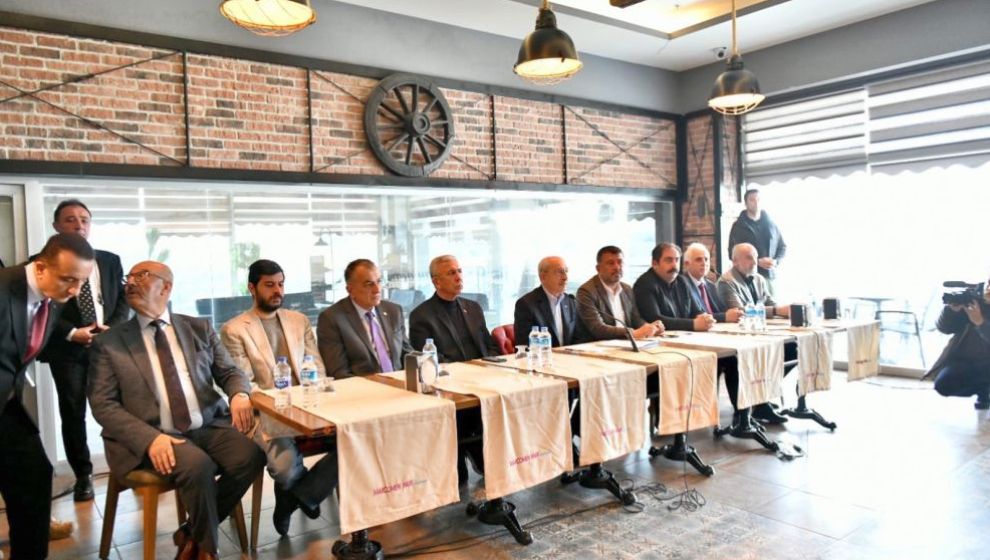 Basına Kapalı Toplantıda Kılıçdaroğlu'na Neler İletildi ?