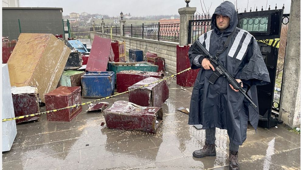 Değerli Eşyalar Polis Gözetiminde Korunuyor